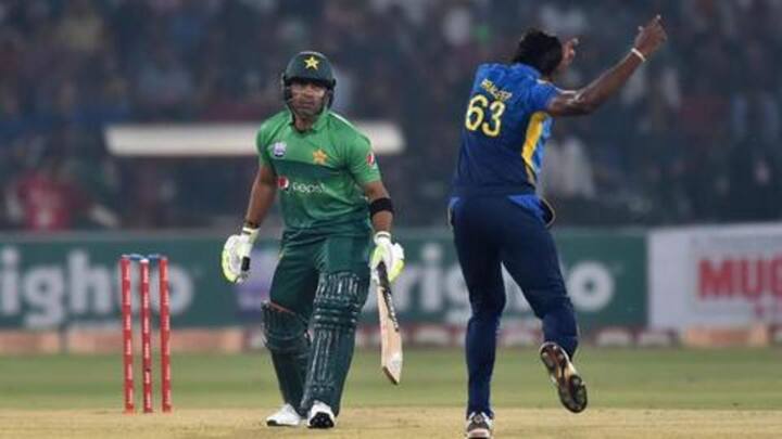 Pakistan's Umar Akmal equals unwanted record in T20Is