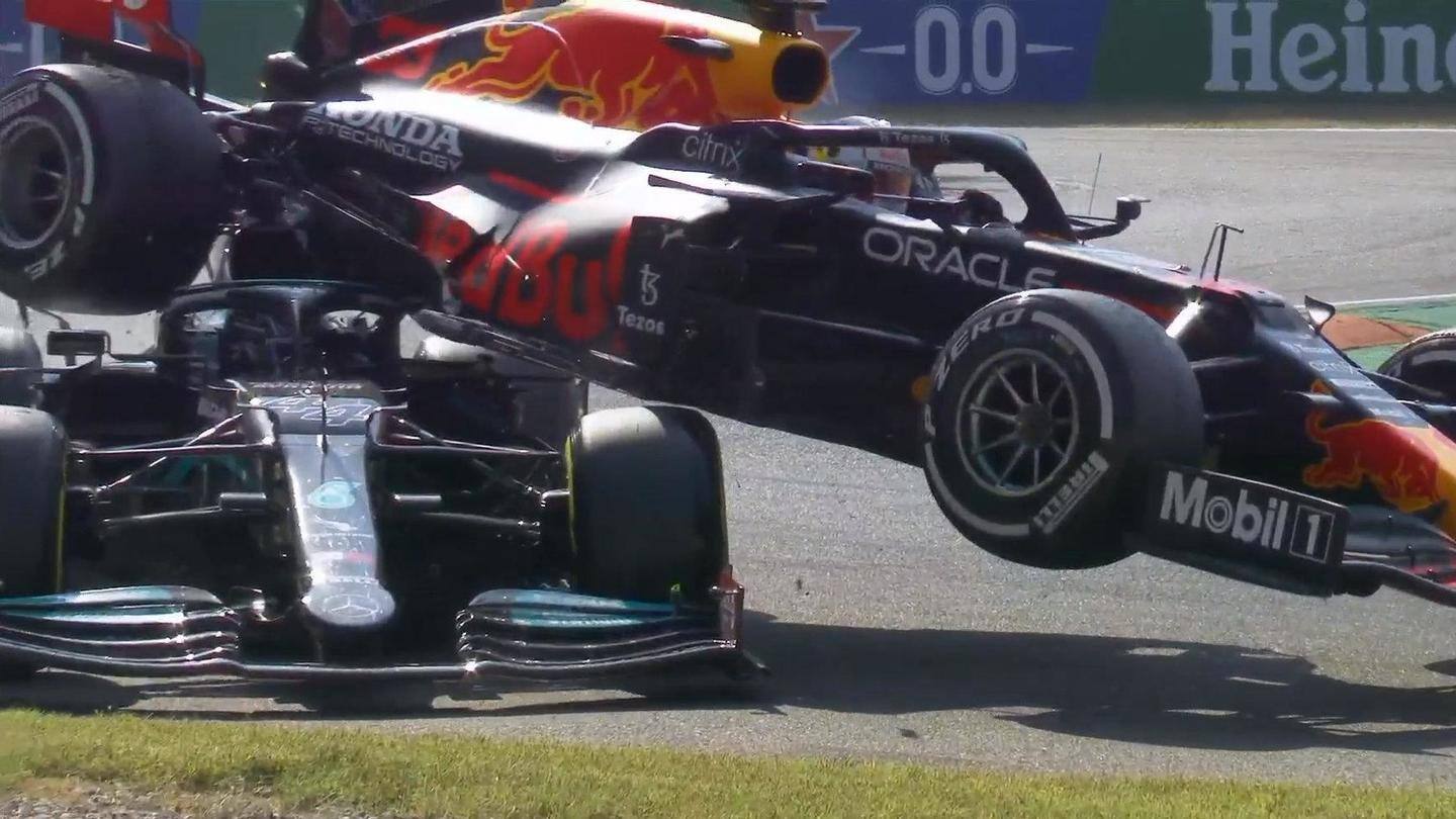 Verstappen and Hamilton crash out after collision Verstappen and Hamilton crash out after collision