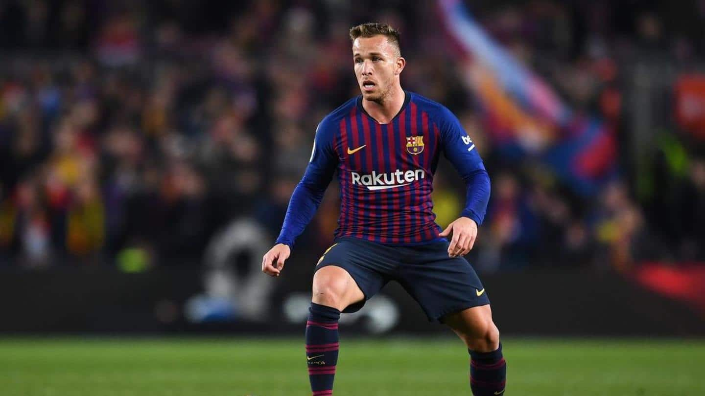 Barcelona and Juventus confirm Arthur, Pjanic swap deals