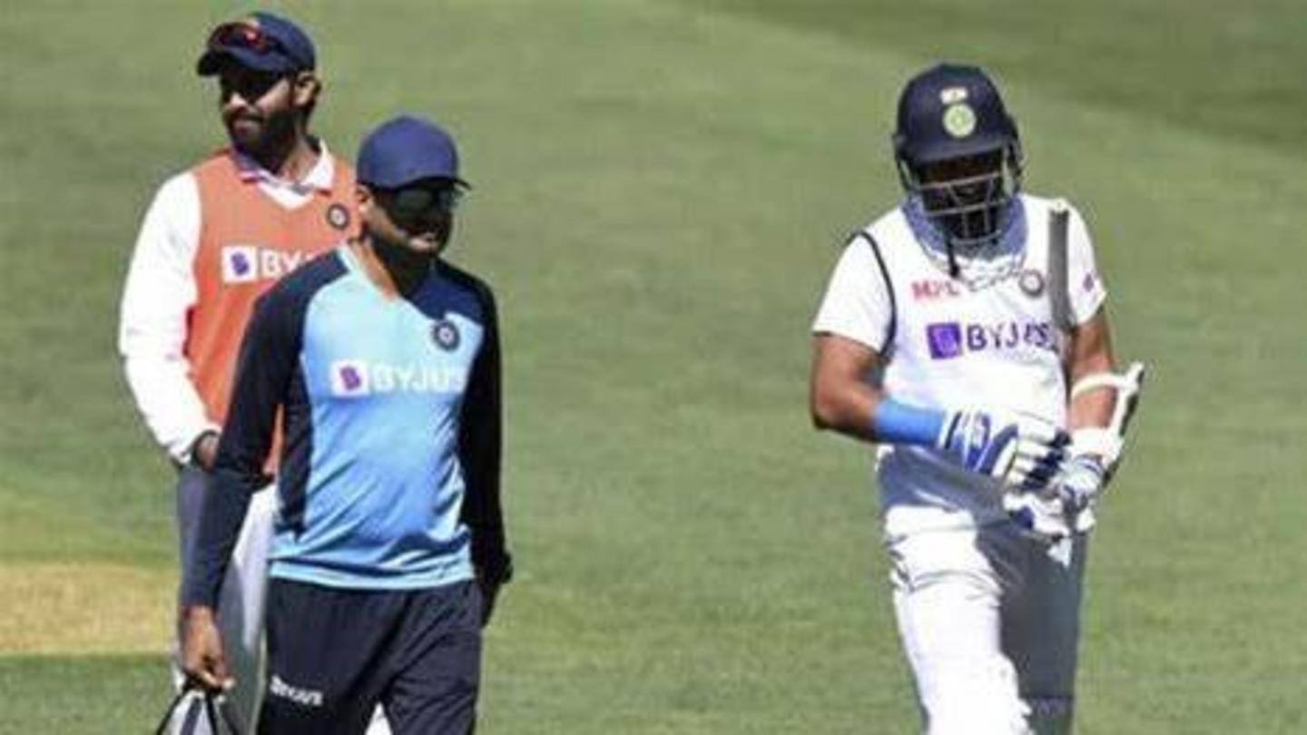 Shami fractures arm during the first Test Shami fractures arm during the first Test