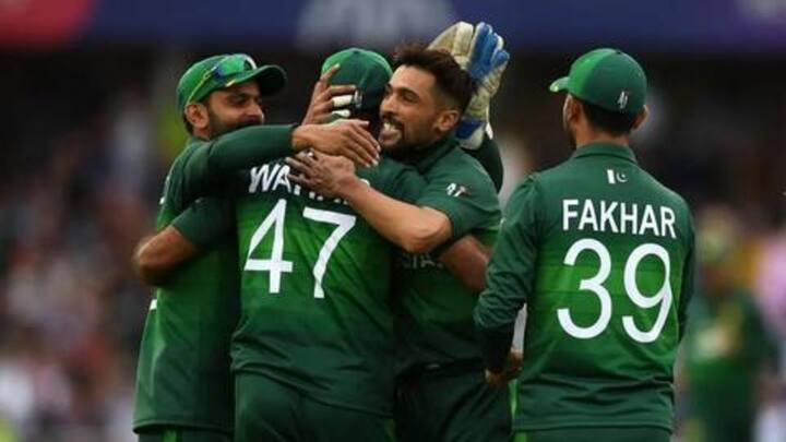 Imran Khan vows to make Pakistan the best cricket team