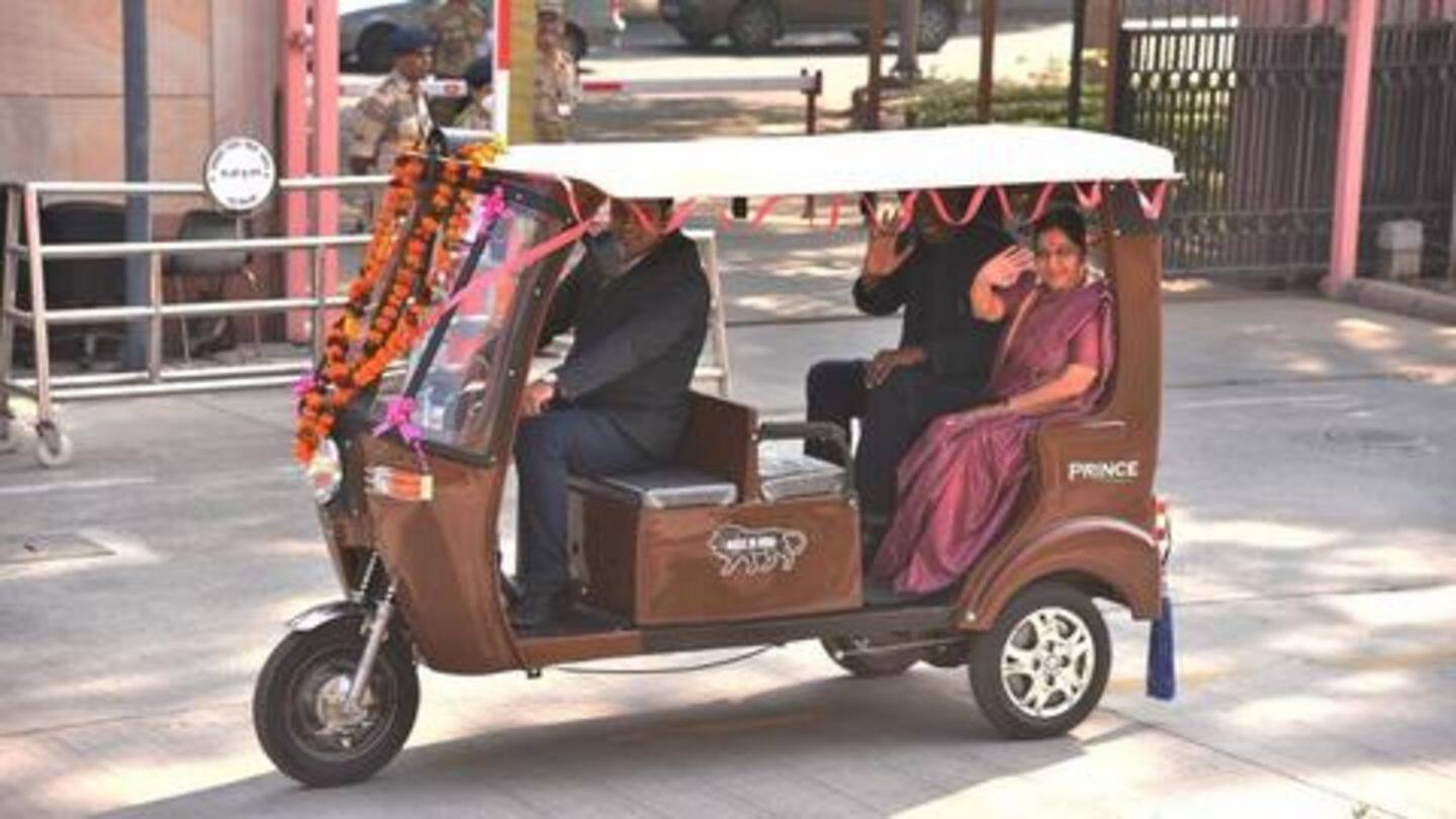 India bonds with Senegal over clean energy, gifts two e-rickshaws