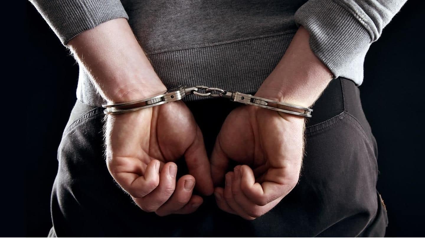 Jharkhand: 12 NSUI activists detained for attack on Pro-VC's vehicle Jharkhand: 12 NSUI activists detained for attack on Pro-VC's vehicle