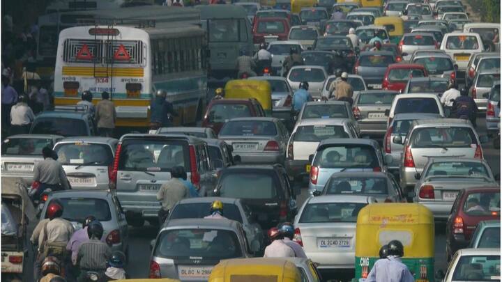 Delhi: SC asks police chief for timeline to clear traffic-bottlenecks