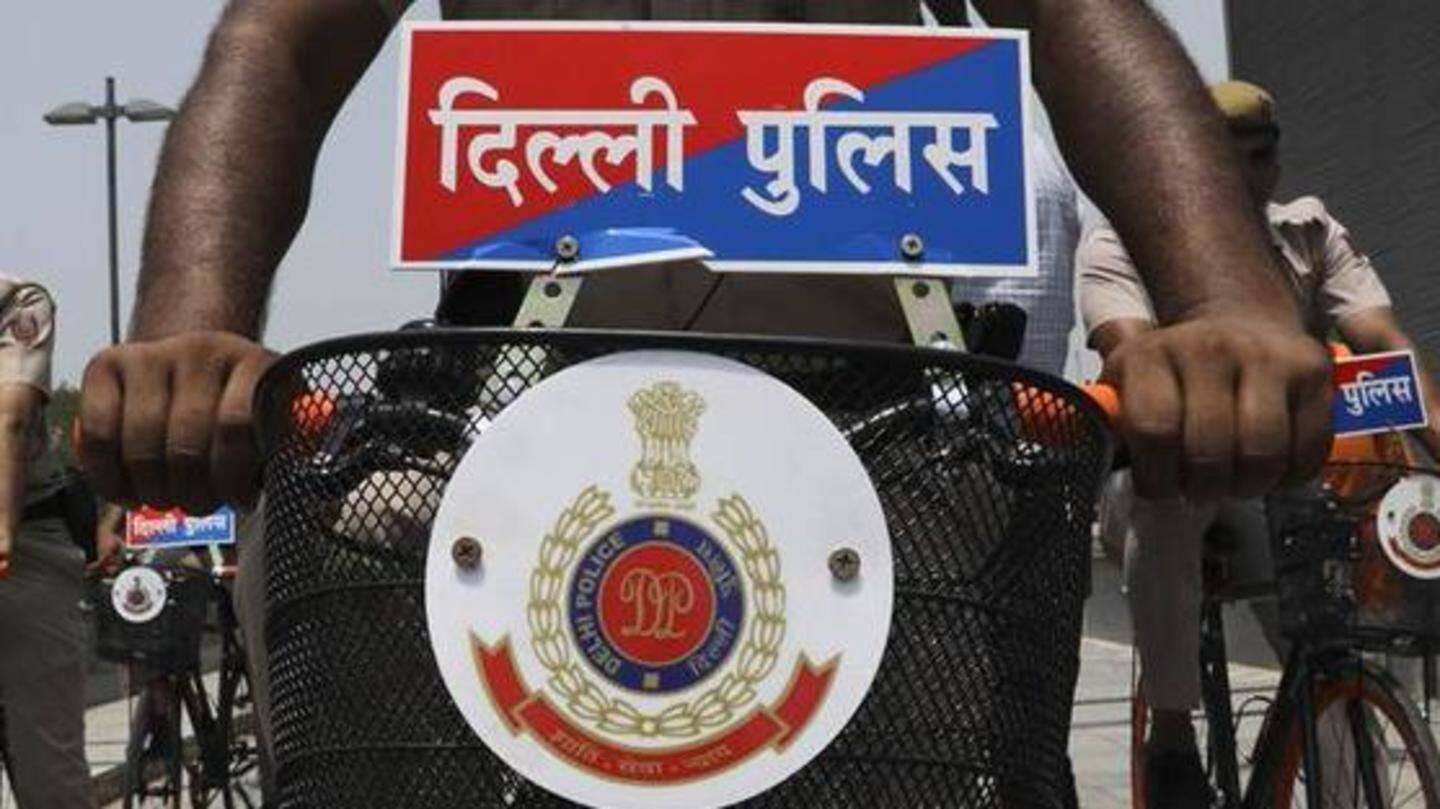 Accused were caught in a raid in Ghaziabad Accused were caught in a raid in Ghaziabad