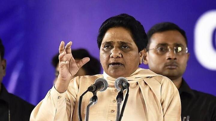 Mayawati ruffles Congress's feathers by blaming UPA for fuel price