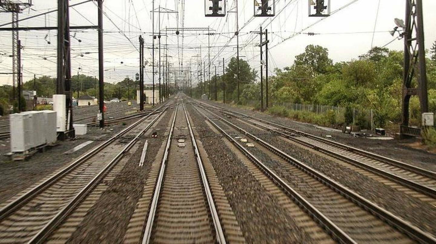 Mumbai: Man's suicide attempt on rail-track averted by commuters, jawan