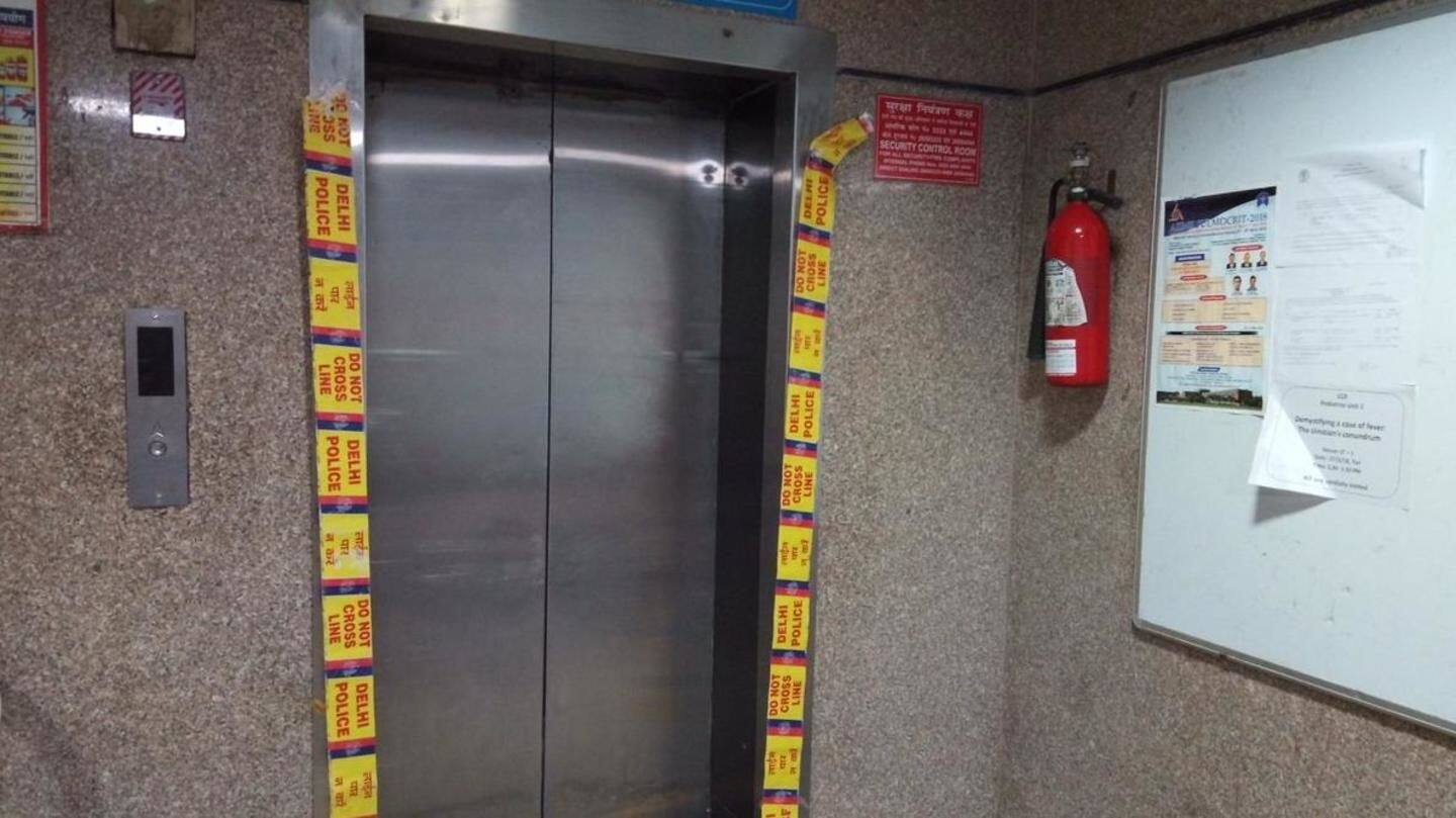 Gurugram: Lift falls from 9th floor in DLF-4; 3 injured