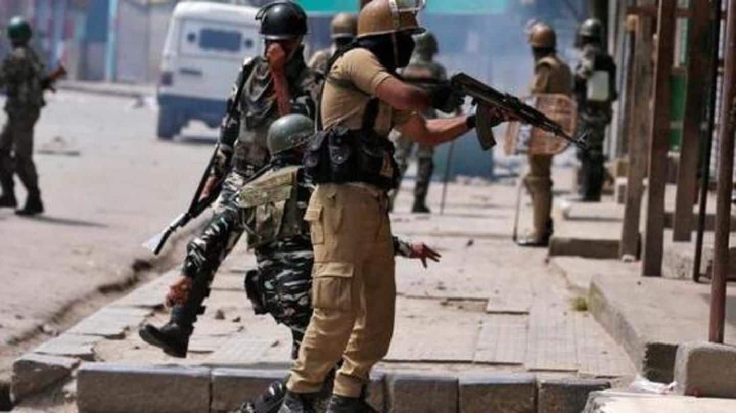 J&K: Suspected militants attack police personnel; no casualties reported