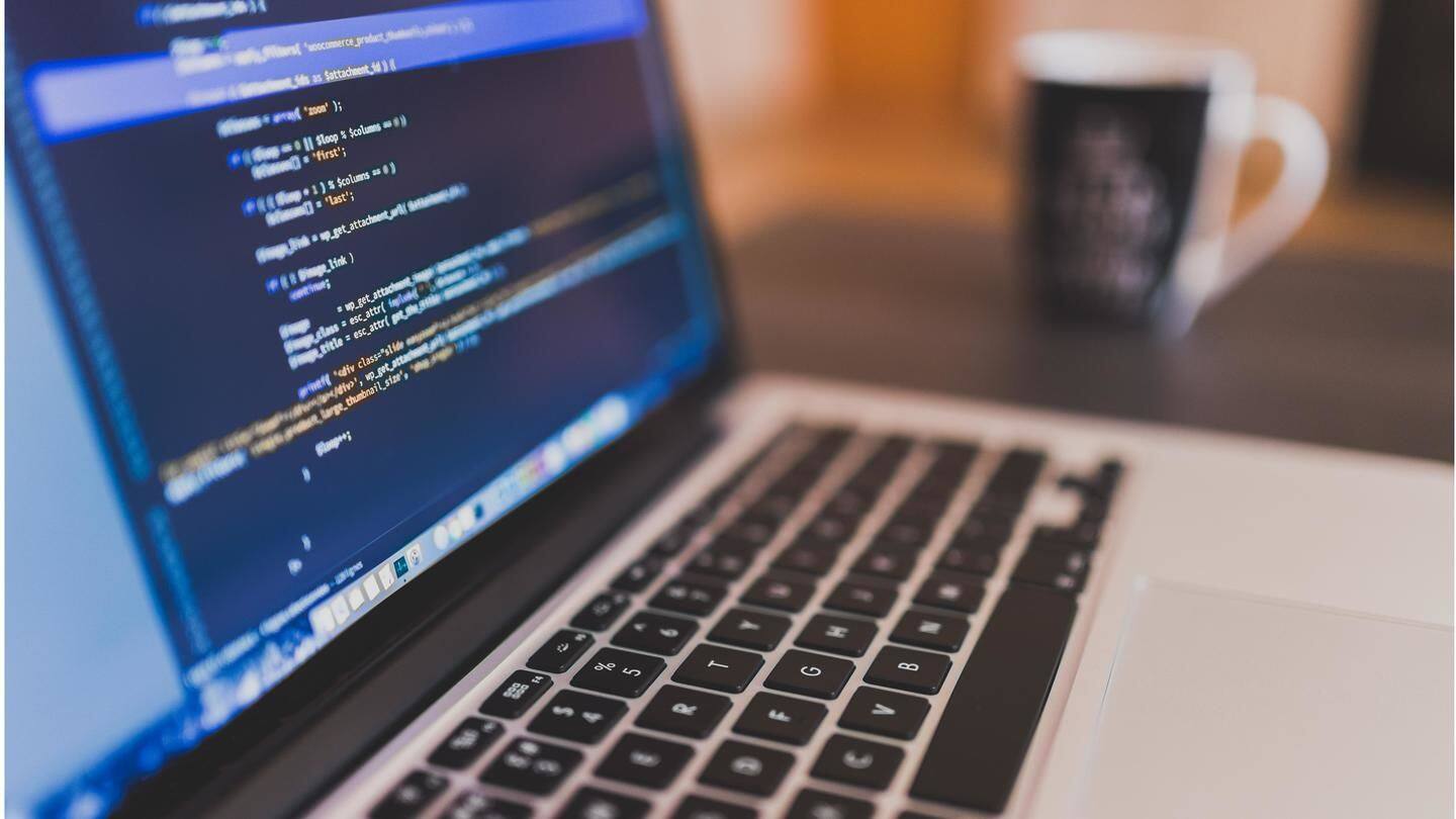 Similar domain names used by accused to lure job seekers Similar domain names used by accused to lure job seekers