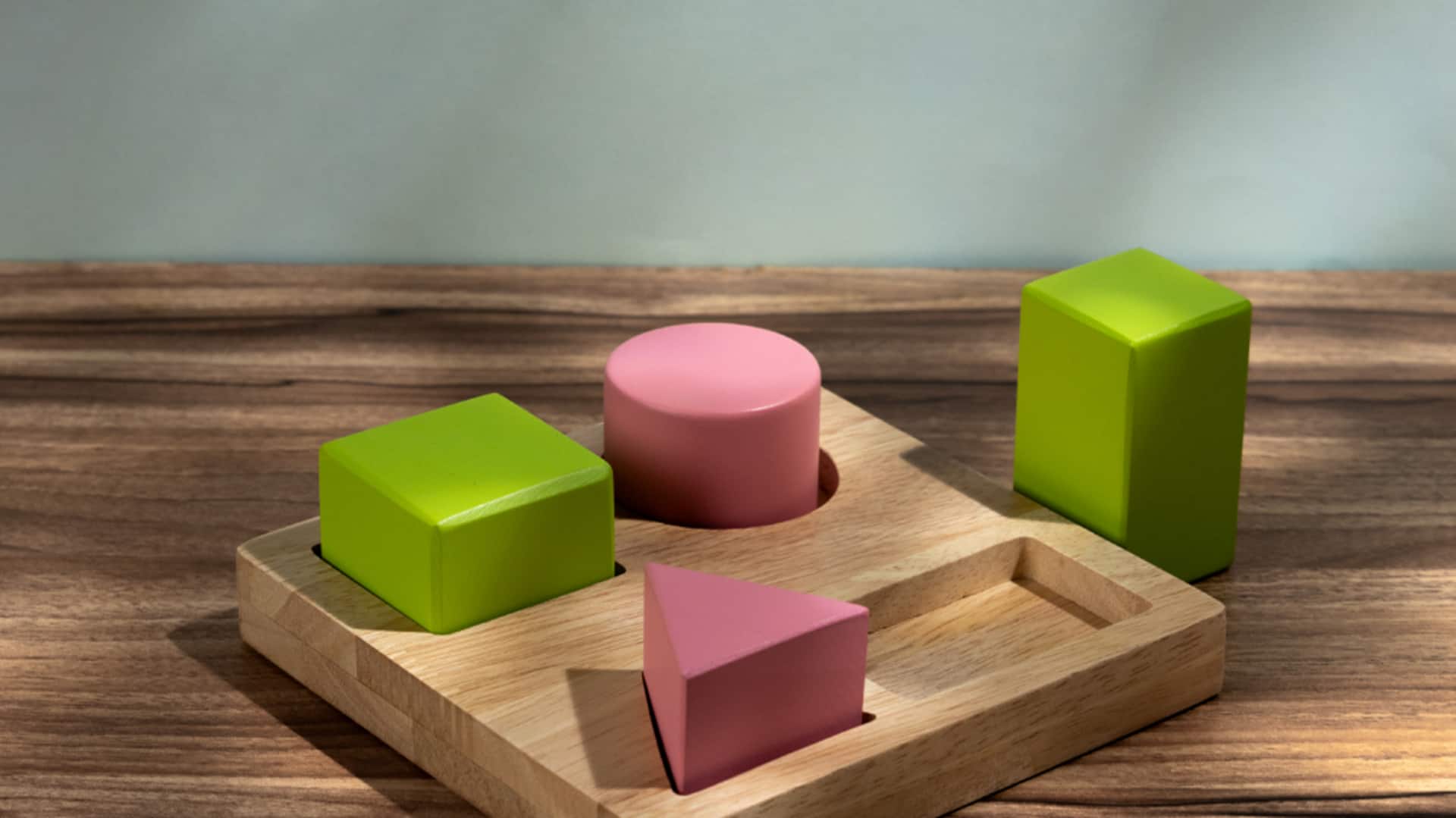 Geometric wooden block mobiles can really transform your space!