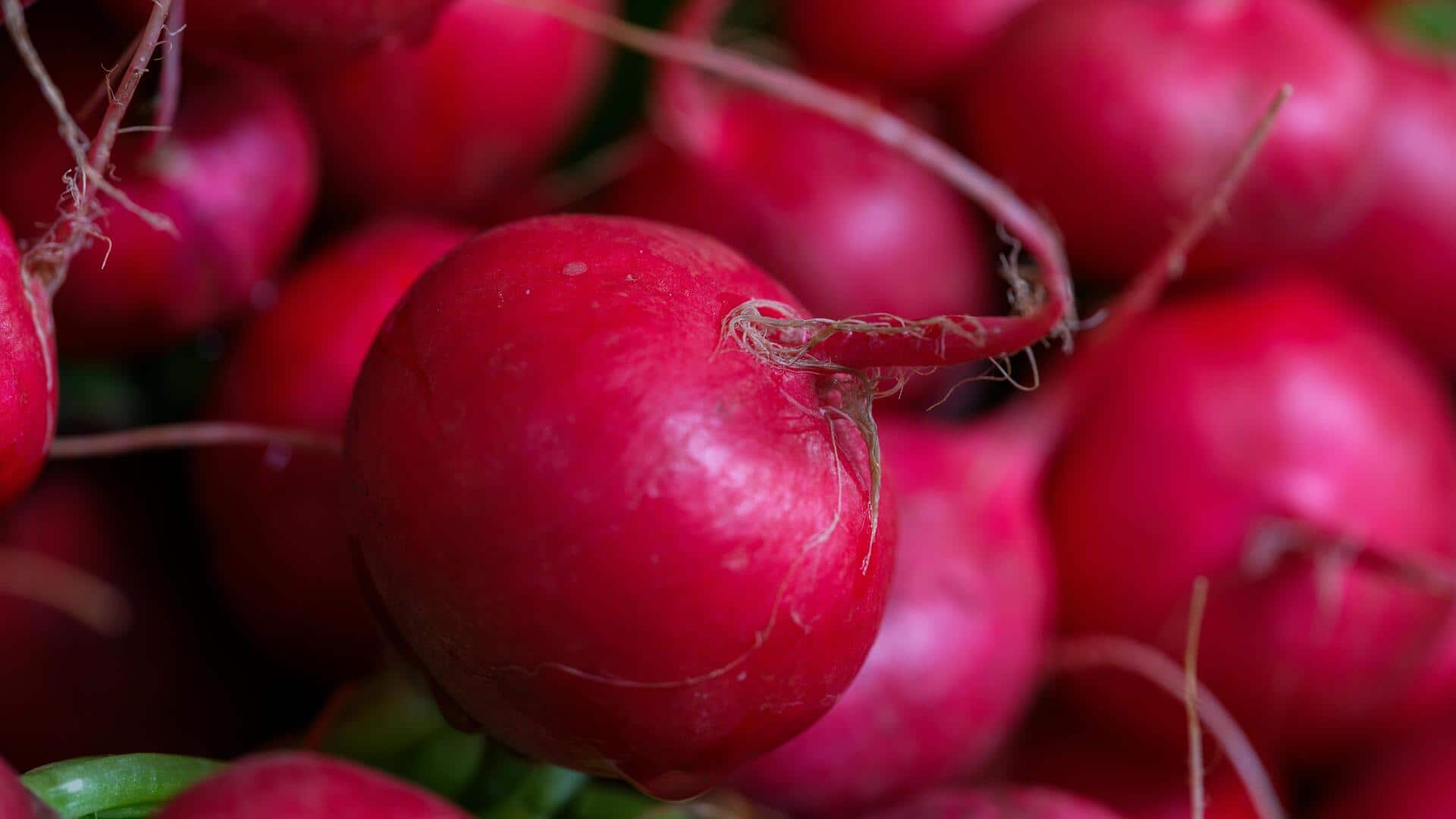 Grow fresh radishes at home all year round