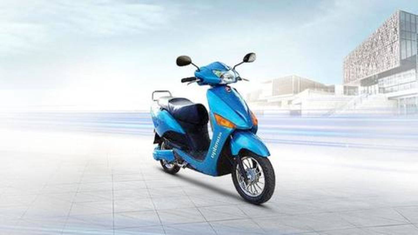 Let's take a look at both scooters Let's take a look at both scooters