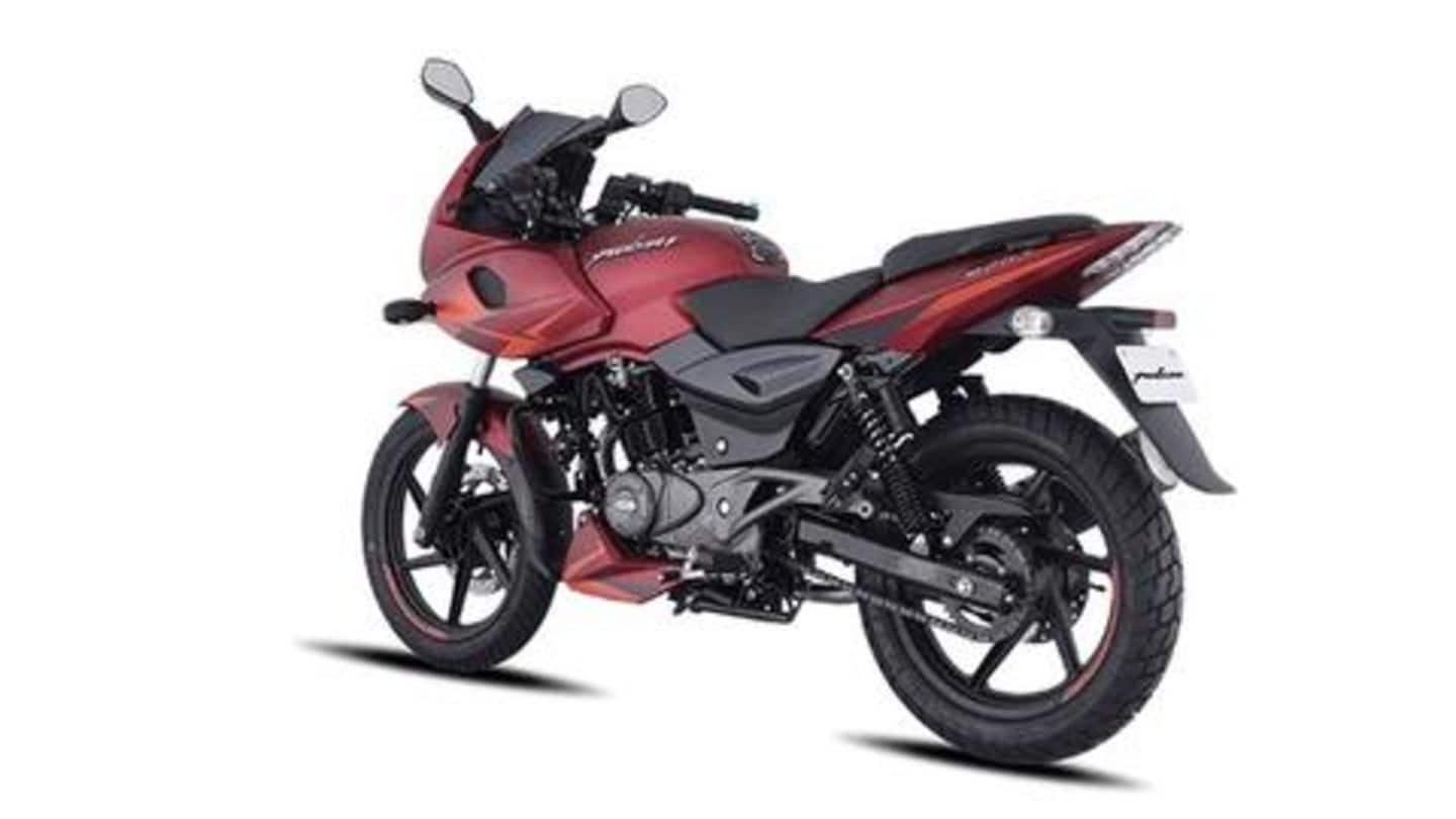 Bajaj Pulsar 220F: At a glance Bajaj Pulsar 220F: At a glance