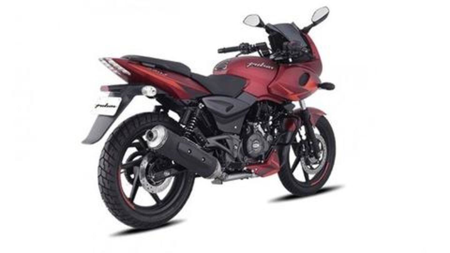 Bajaj Pulsar 220F gets a new Volcano Red color option | NewsBytes