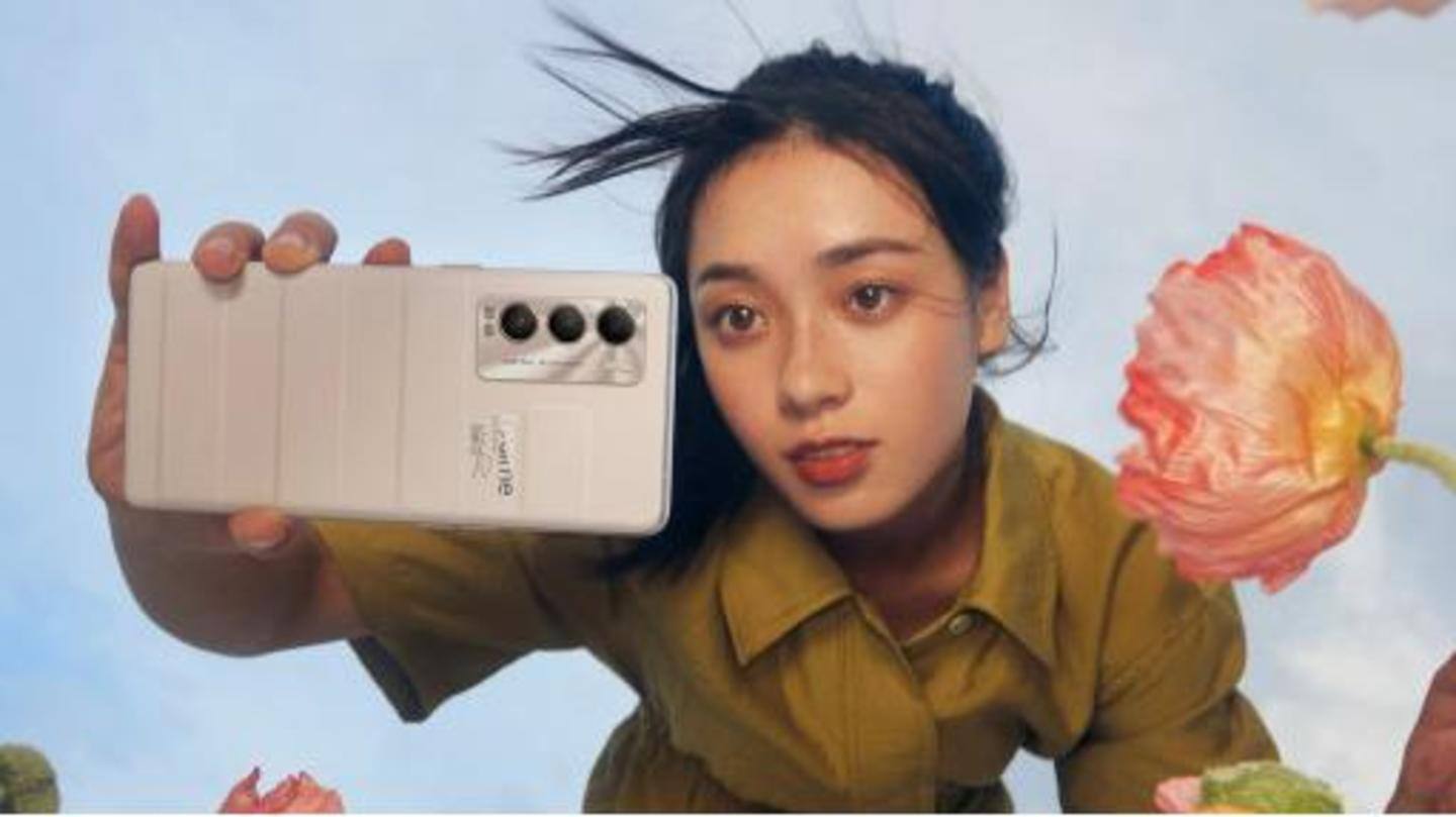 They have a 32MP selfie camera They have a 32MP selfie camera