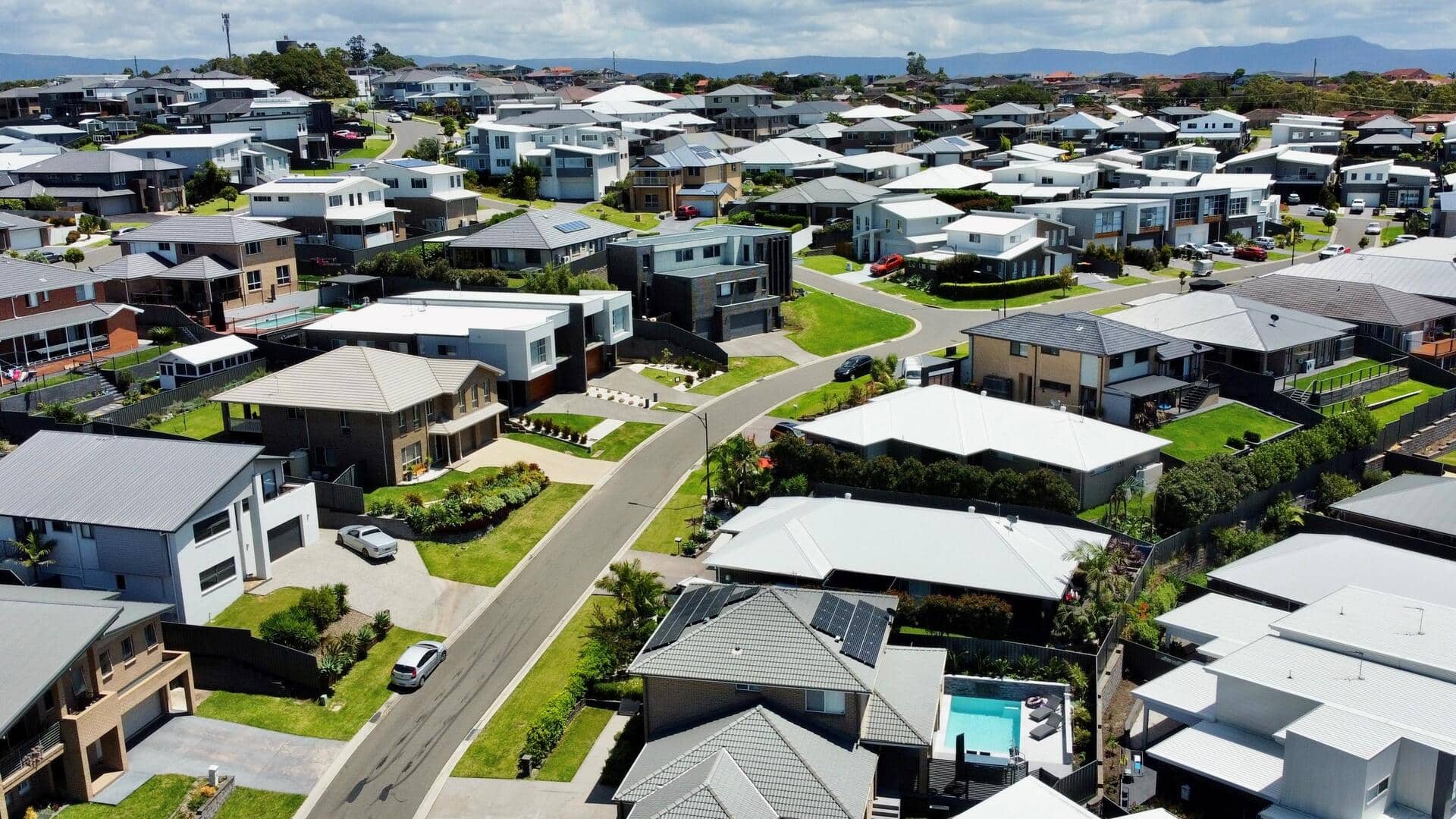 Australia to triple foreign investment fees on existing homes