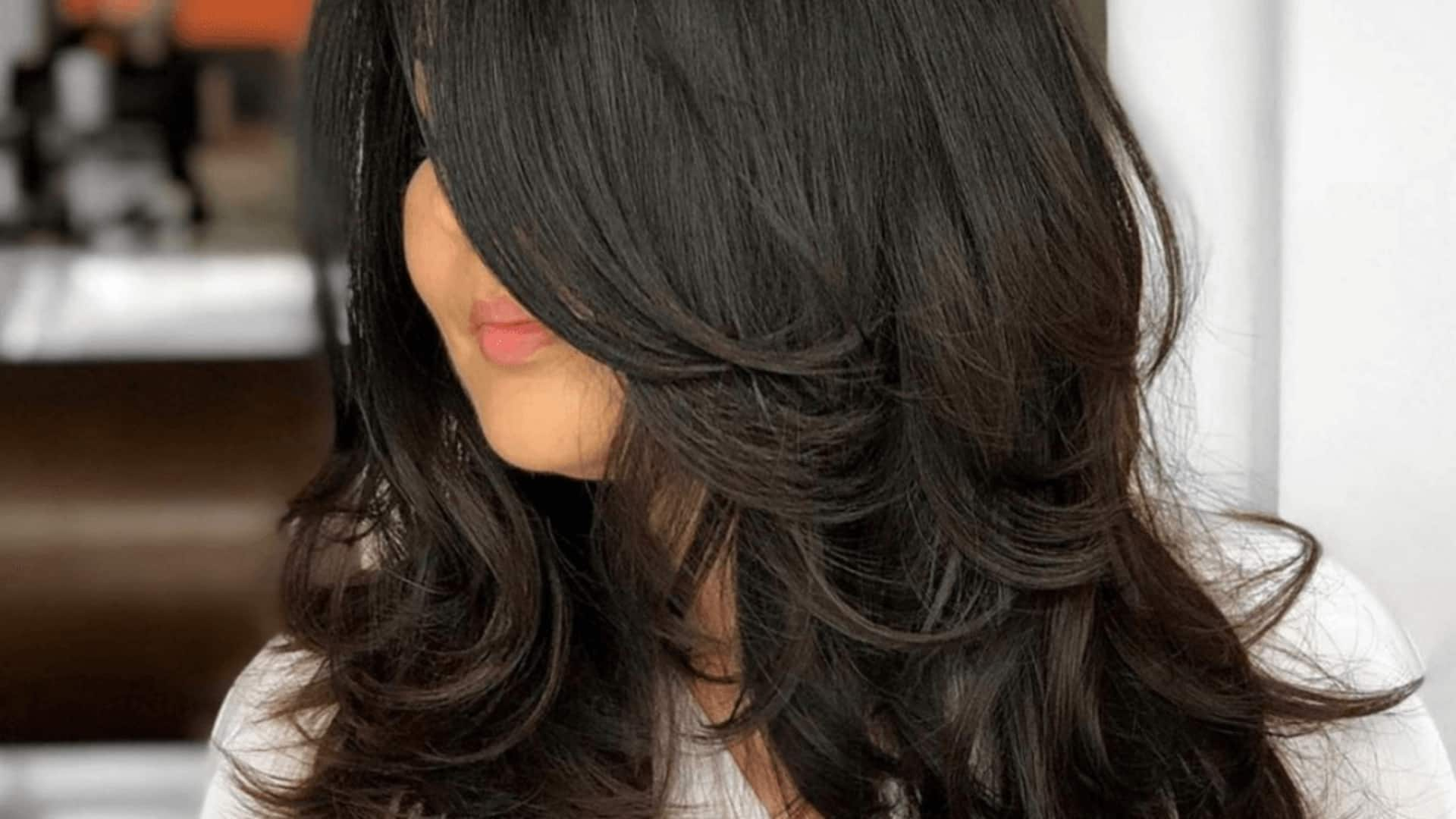 Lively layered haircuts for dynamic natural waves