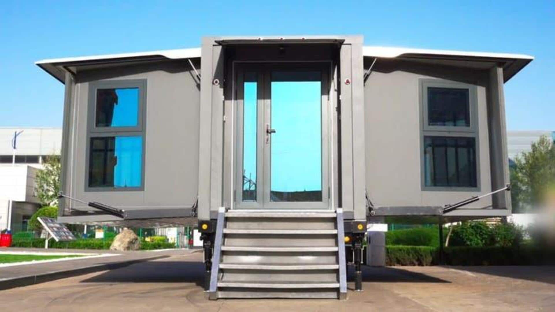 With a button press, this house becomes a transport-ready box