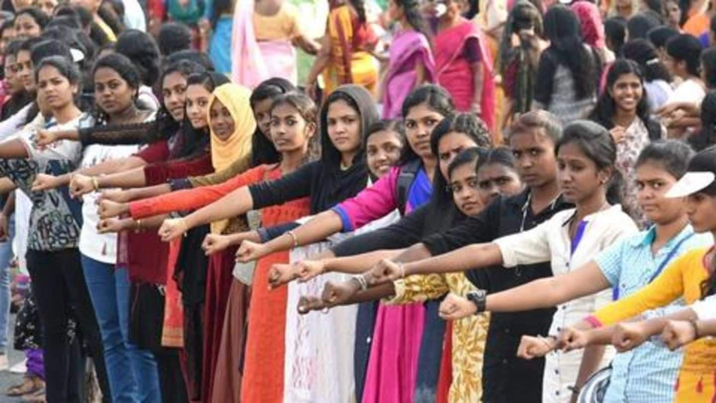 #Sabarimala: Women form human-chain in Mumbai to support 'Women's Wall'
