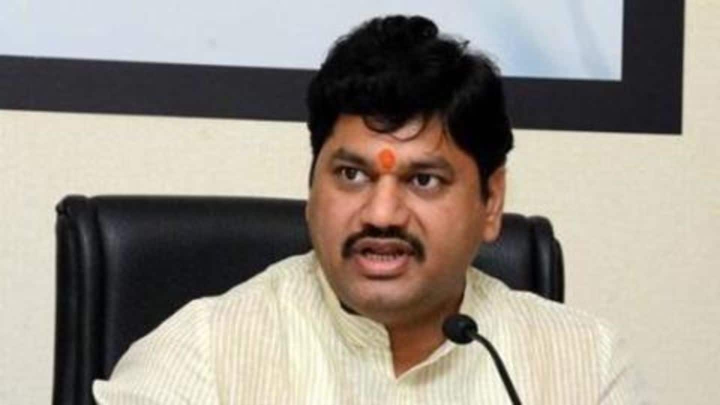 'Ministers should be ashamed of taking services of educated individuals' 'Ministers should be ashamed of taking services of educated individuals'