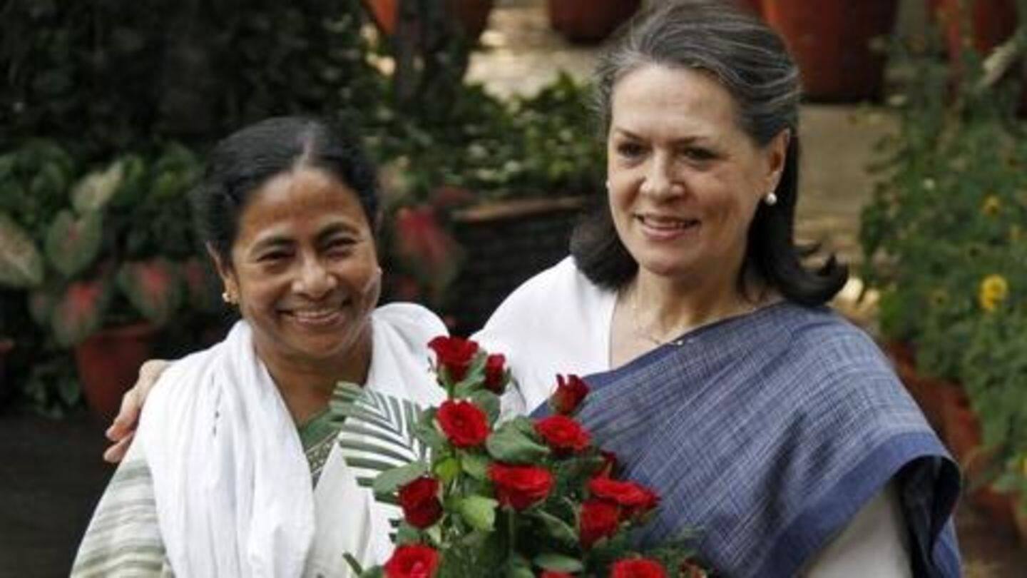 Mamata wishes Sonia on birthday, may meet her in Delhi