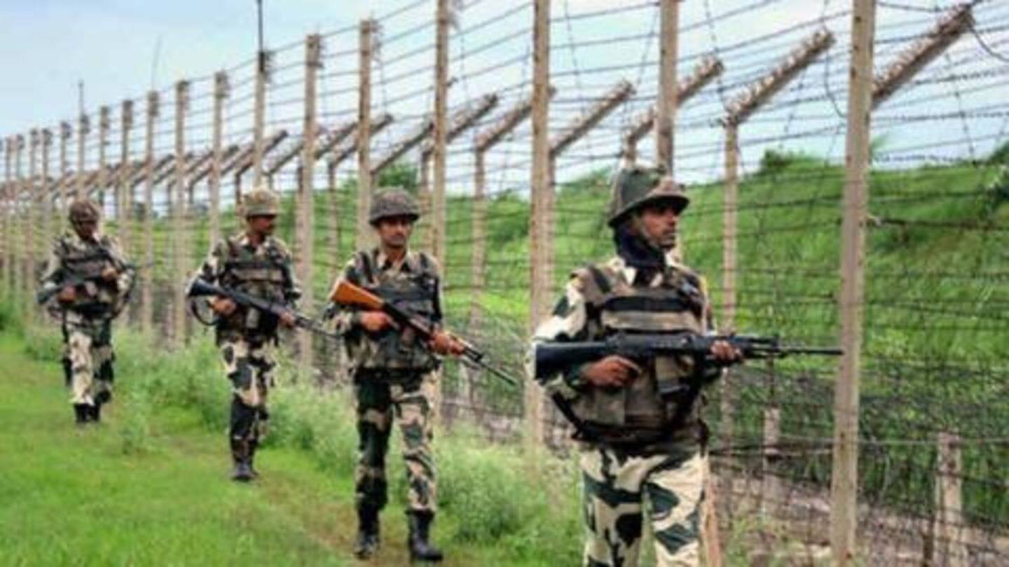 Jammu: Pakistani troops shell forward posts, villages along LoC