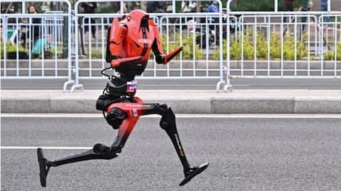 Humanoid robots outrun humans at half-marathon in China