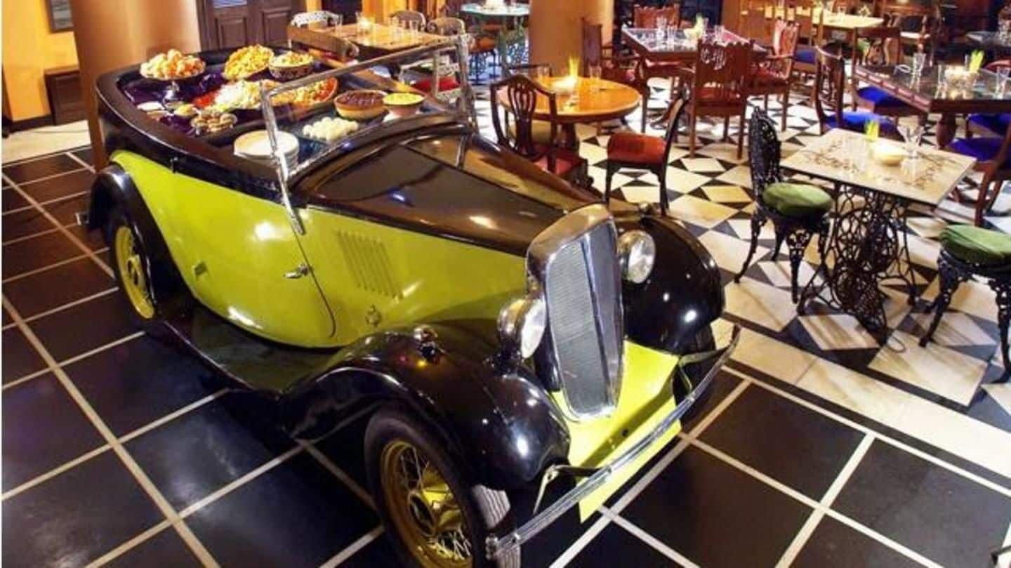 Yes, it does feature a vintage car! Yes, it does feature a vintage car!