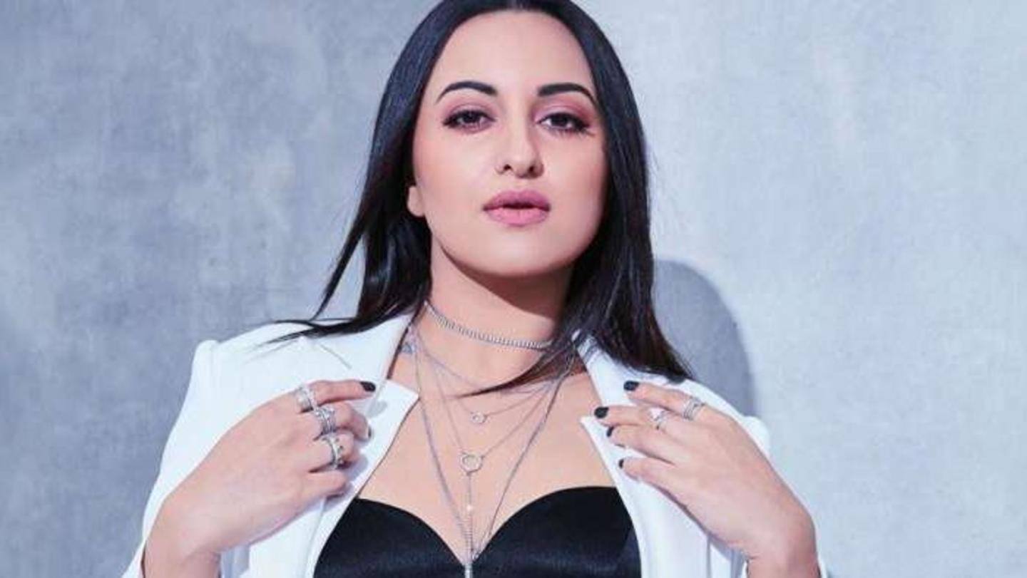 Sonakshi called Kangana, 'someone whose sister manages their work' Sonakshi called Kangana, 'someone whose sister manages their work'