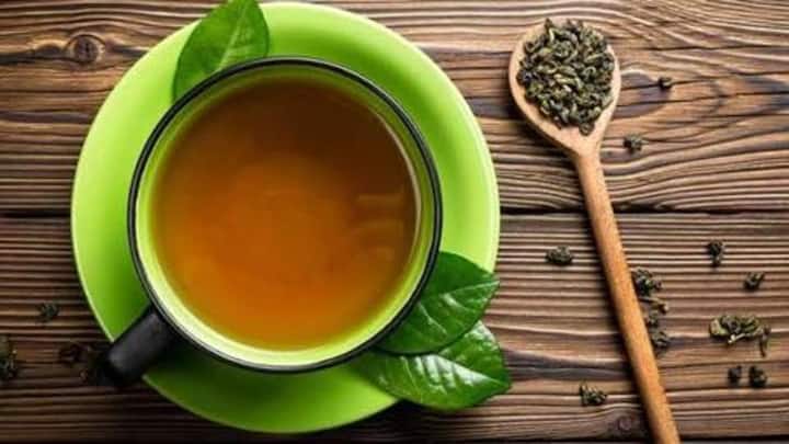 Six ways in which Green tea improves your skin health