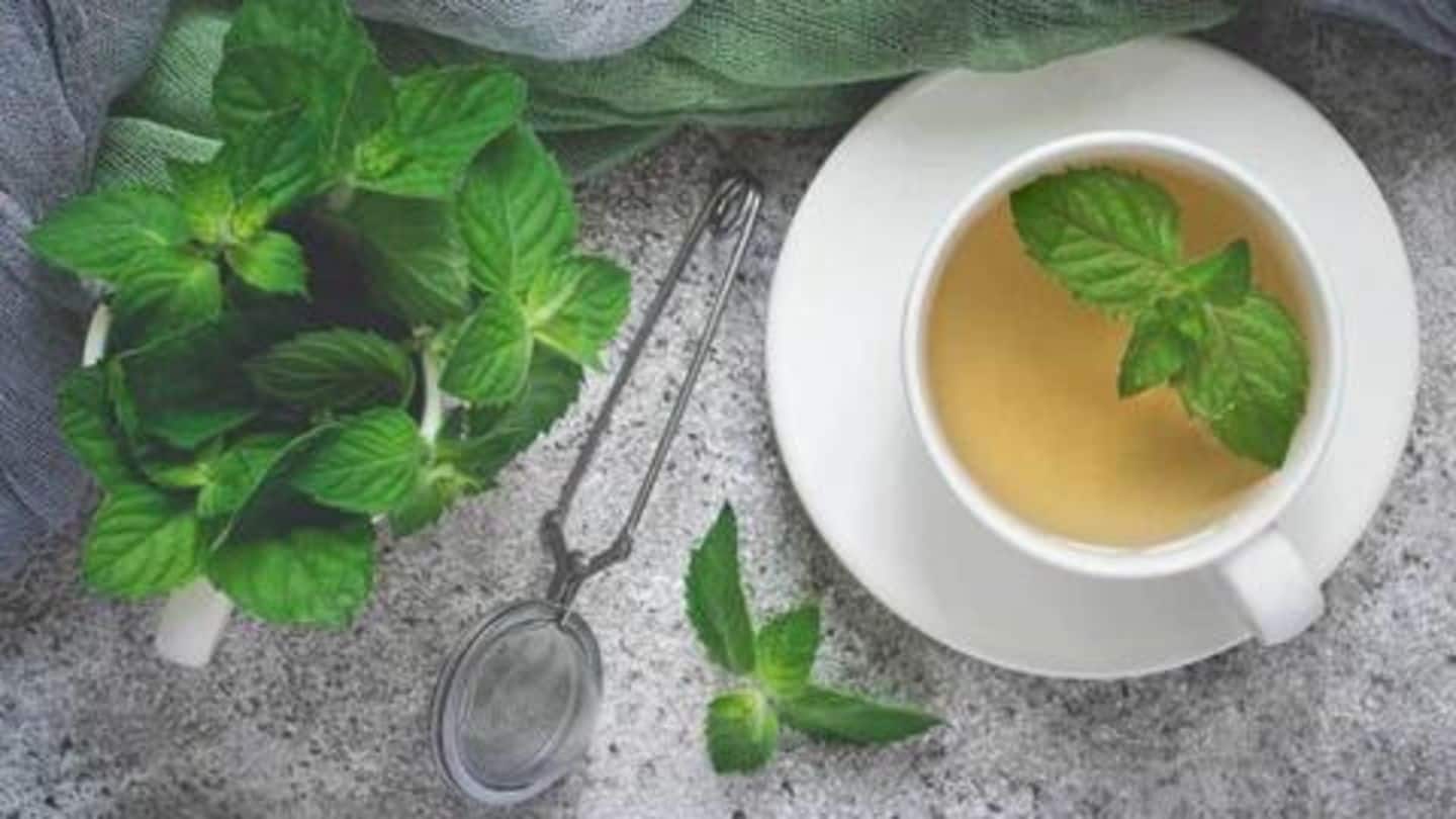 Peppermint tea: It helps beat stomach cramps and inflammation Peppermint tea: It helps beat stomach cramps and inflammation