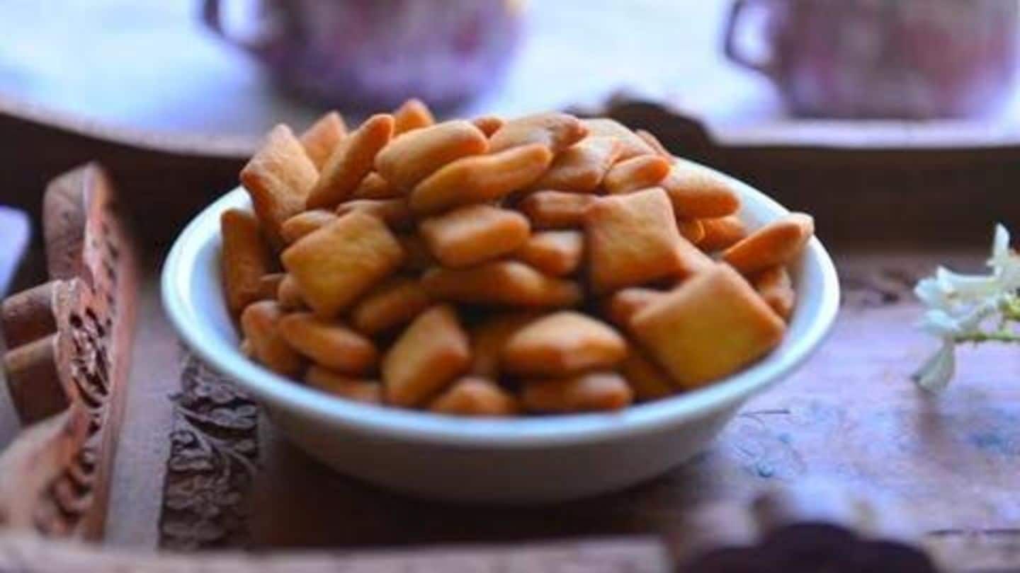 Baked Shakkarpare Baked Shakkarpare