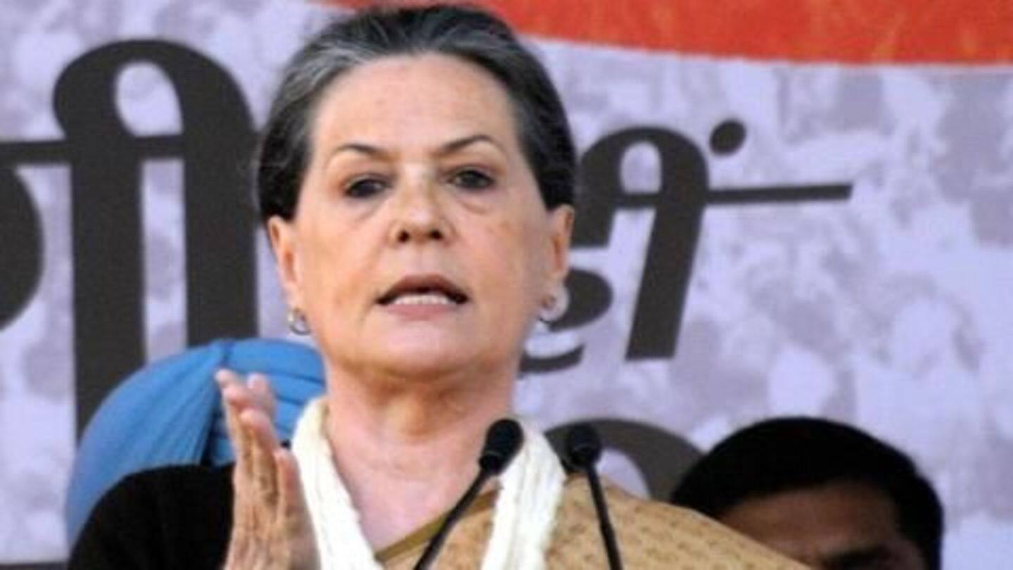 Sonia, Mamata discuss crackdown against opposition