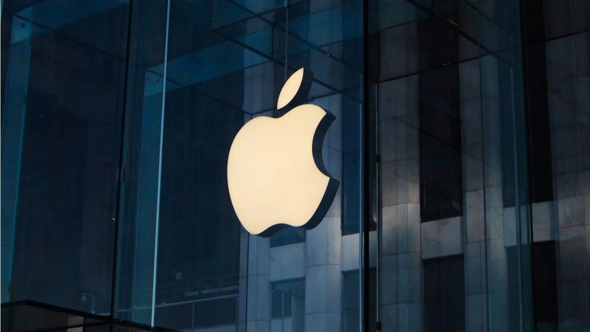 Apple planning to introduce iPhones with bezel-less display: Report