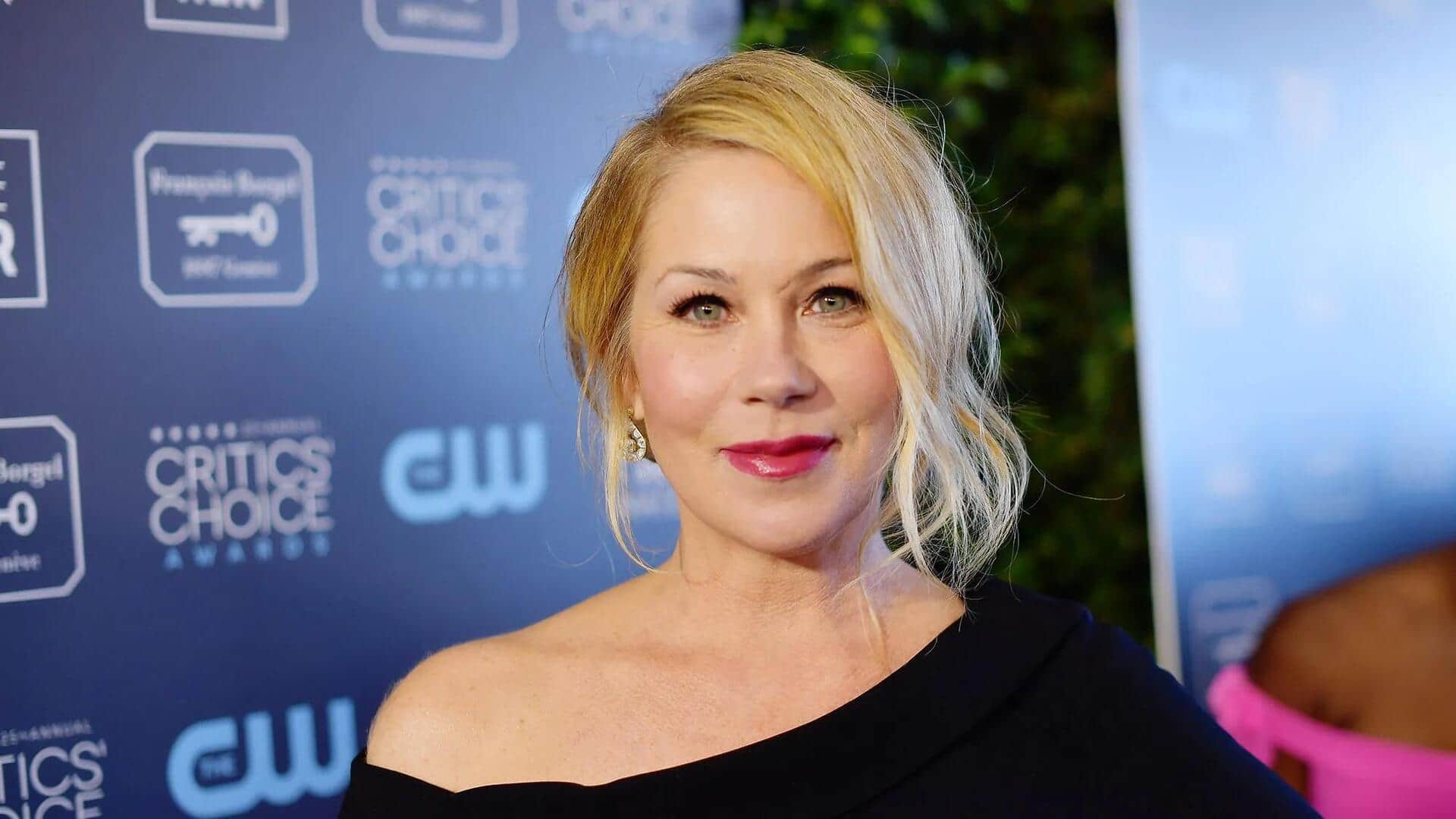 'You With the Sad...': Christina Applegate's memoir coming in 2026 'You With the Sad...': Christina Applegate's memoir coming in 2026