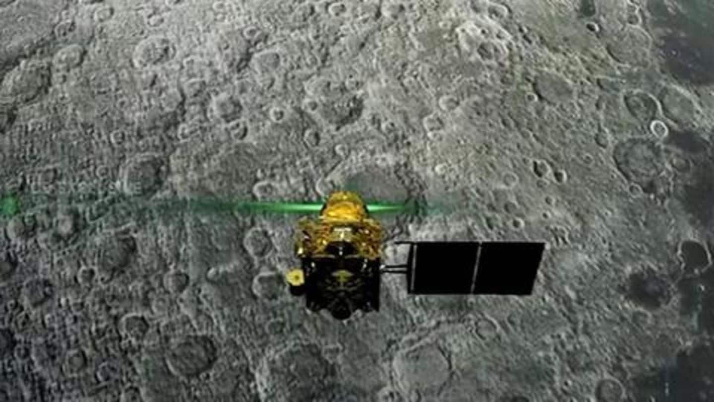 #Chandrayaan2: Bollywood lauds ISRO's efforts, says "We're proud of you"