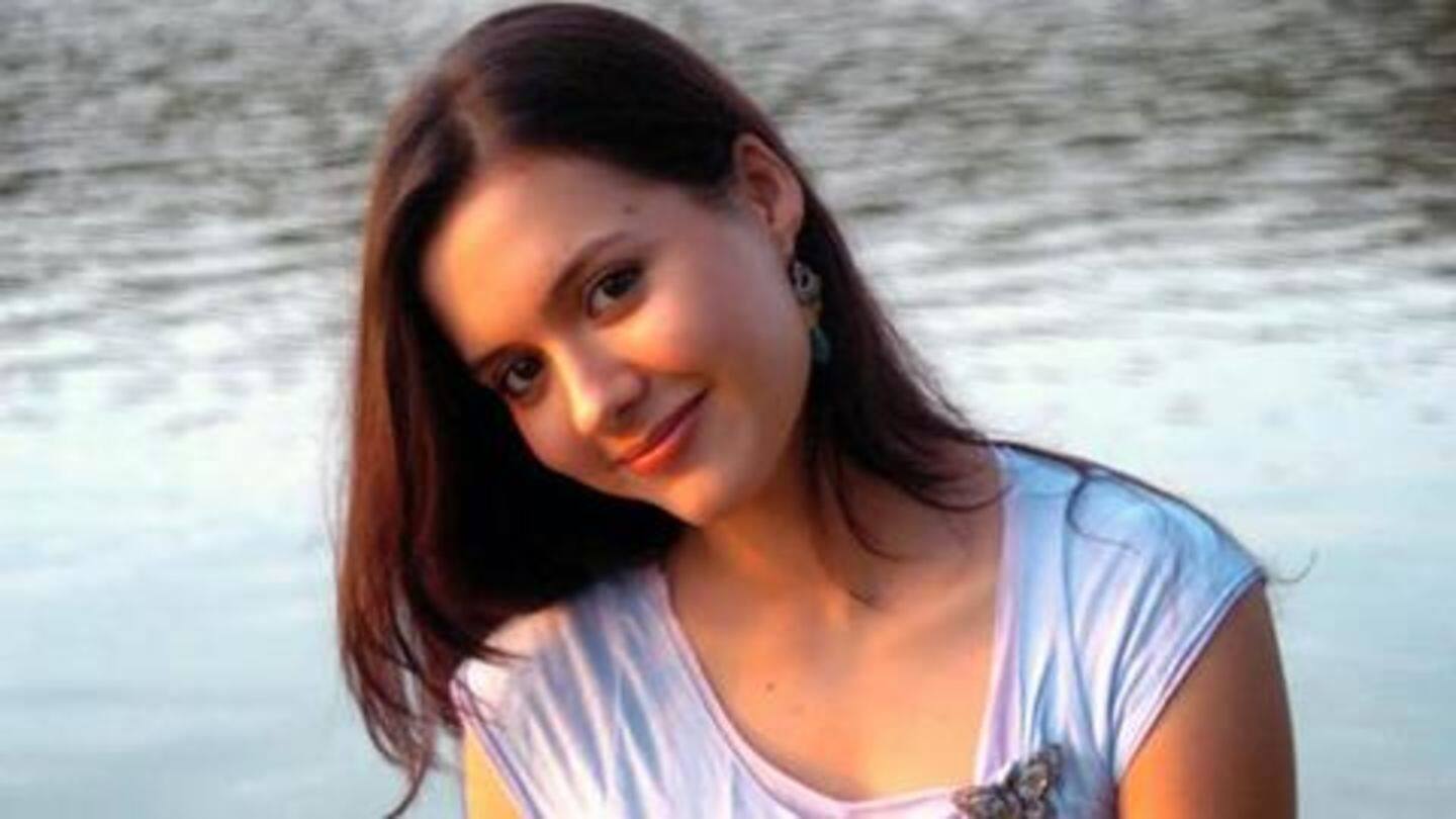 'Kisna' actress Isha Sharvani duped of Rs. 3L, three arrested