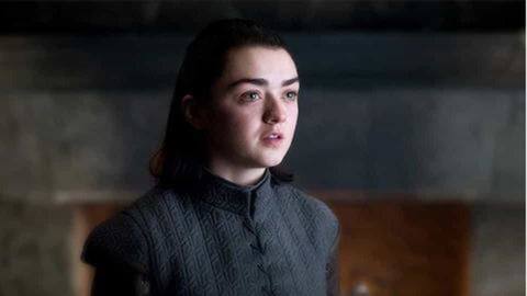 #GameOfThrones: New footage shows Arya Stark seeing her first dragon
