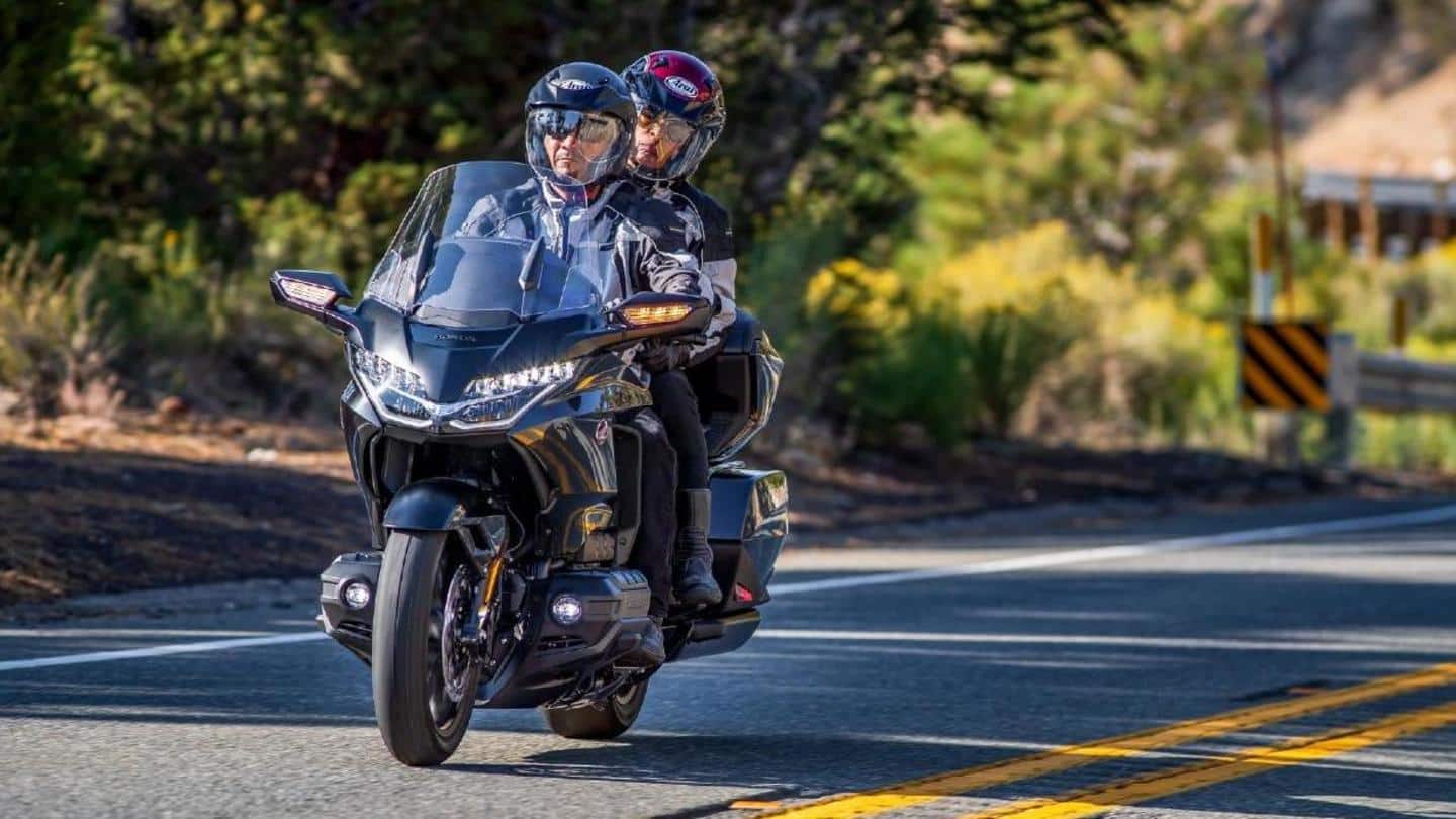 The vehicle has a Pro-Link rear mono-shock unit The vehicle has a Pro-Link rear mono-shock unit