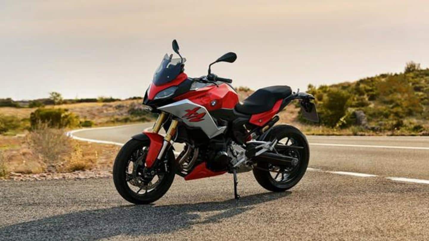The bike offers full-LED lighting and a TFT instrument cluster The bike offers full-LED lighting and a TFT instrument cluster