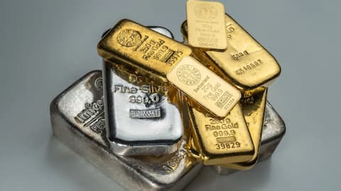 Gold, silver lose $2 trillion in 3 hours