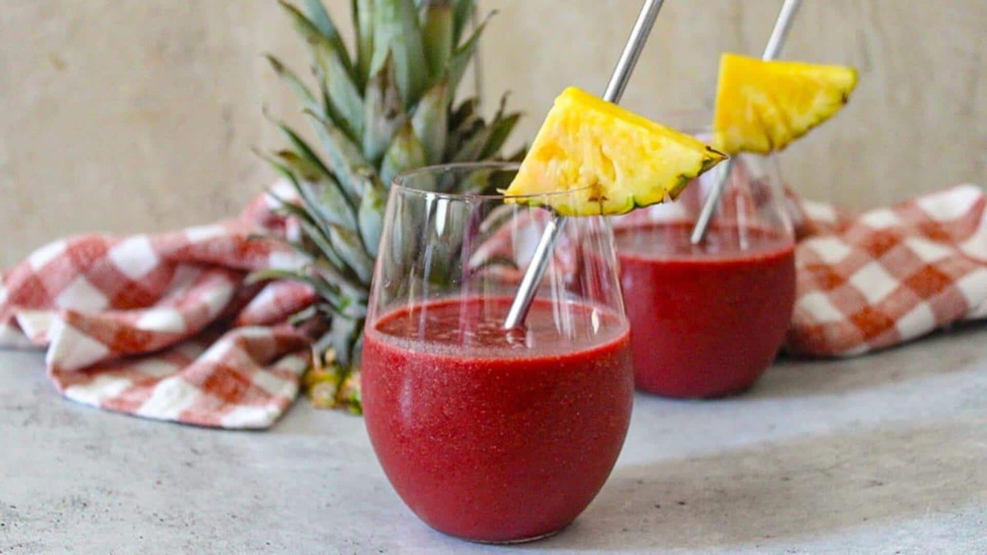 Healthy breakfasts: Beetroot and pineapple smoothies