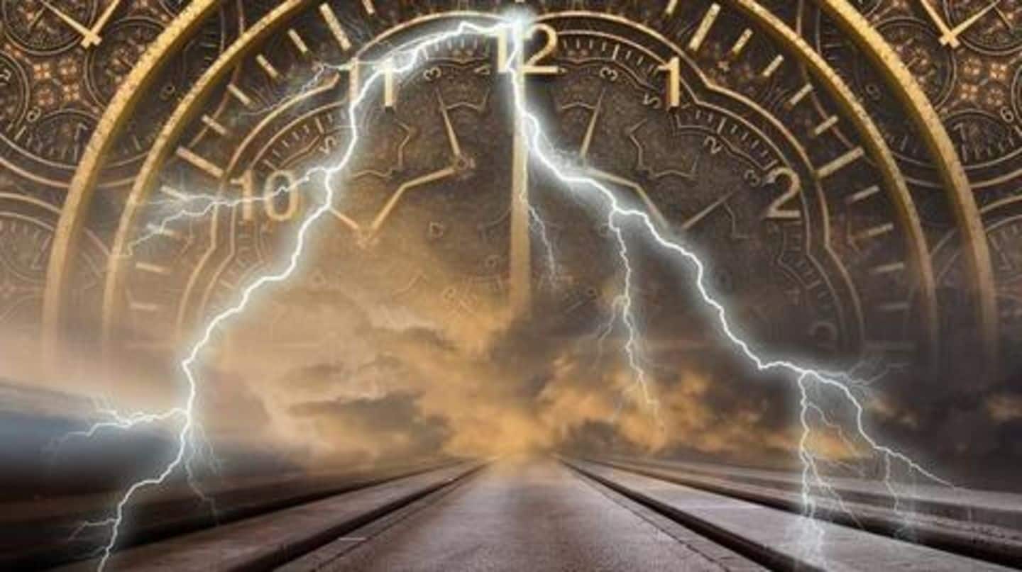This scientist claims to know how to time travel