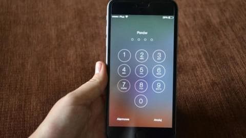 iOS 12.1 lockscreen bypassed hours after release, contacts accessed