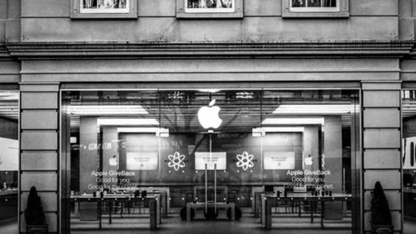 18-year-old sues Apple for $1 billion: Here's why