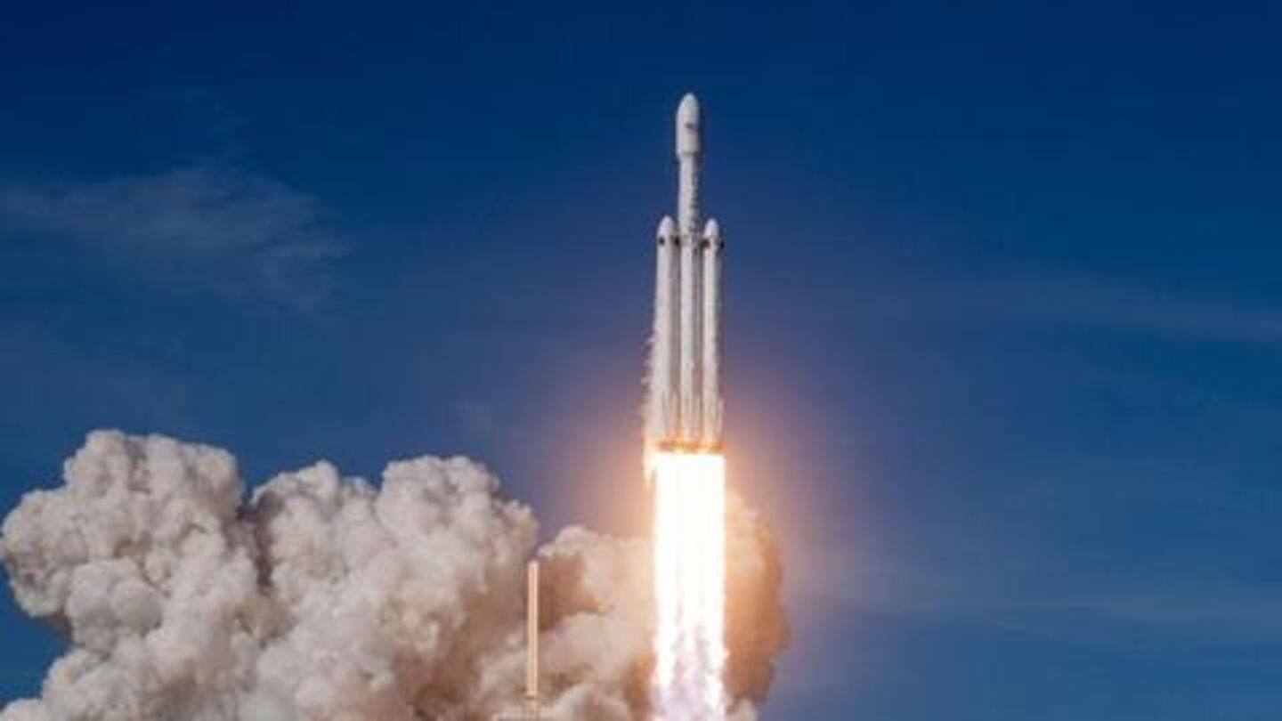 Spaceline: A cable linking Earth to Moon Spaceline: A cable linking Earth to Moon