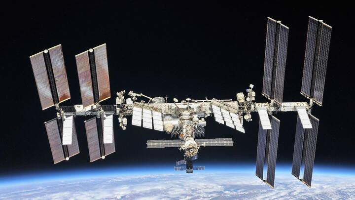 NewsBytes Briefing: Air leak at International Space Station, and more