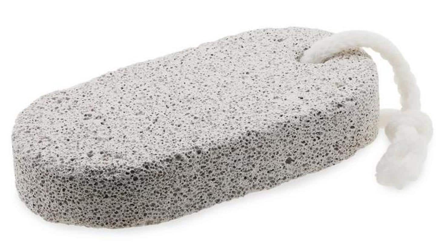 A step-by-step manual to using a pumice stone