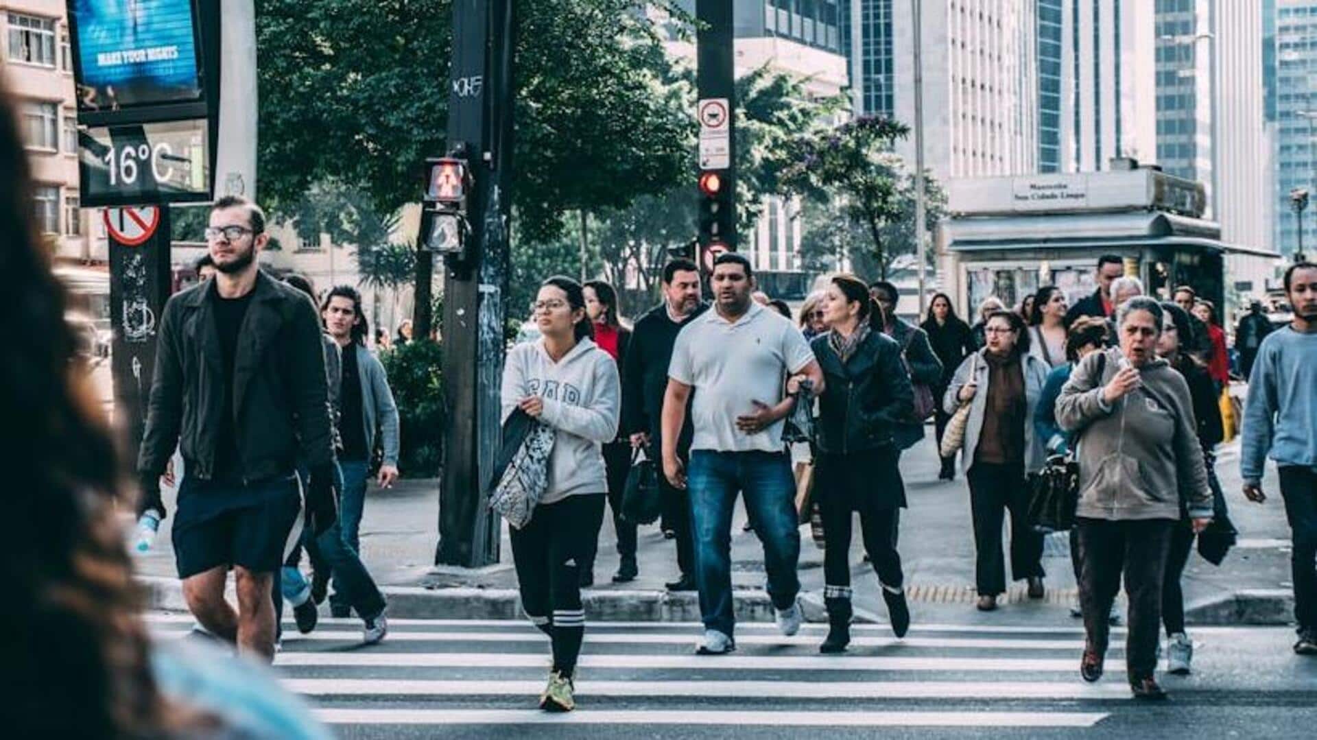 Tips to help you navigate crowded spaces like a pro Tips to help you navigate crowded spaces like a pro